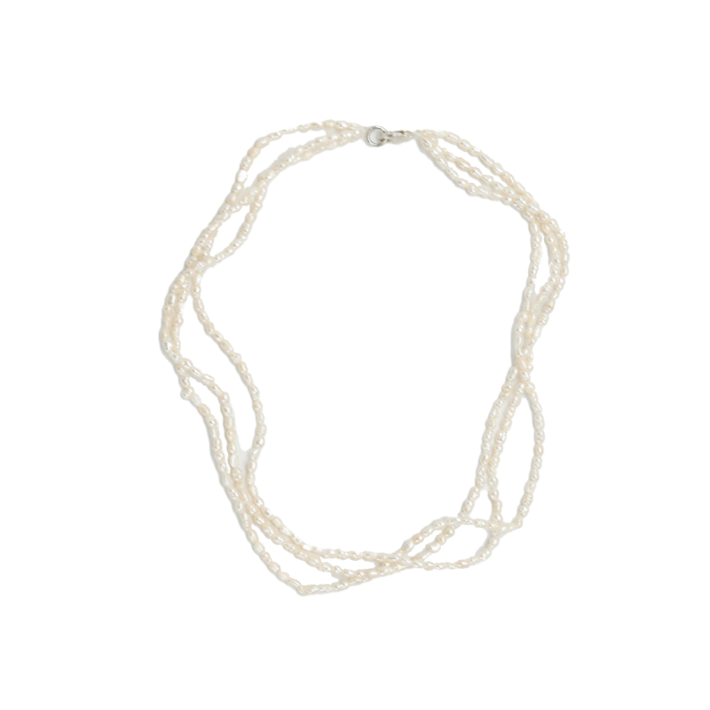 Handmade necklace of pearls